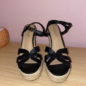 Shoe Dazzle Black and Tan Wedges Size US 7.5 Krystal